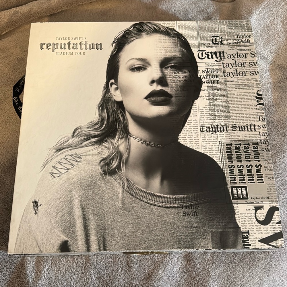 Taylor Swift Gray and Black Home Accent
